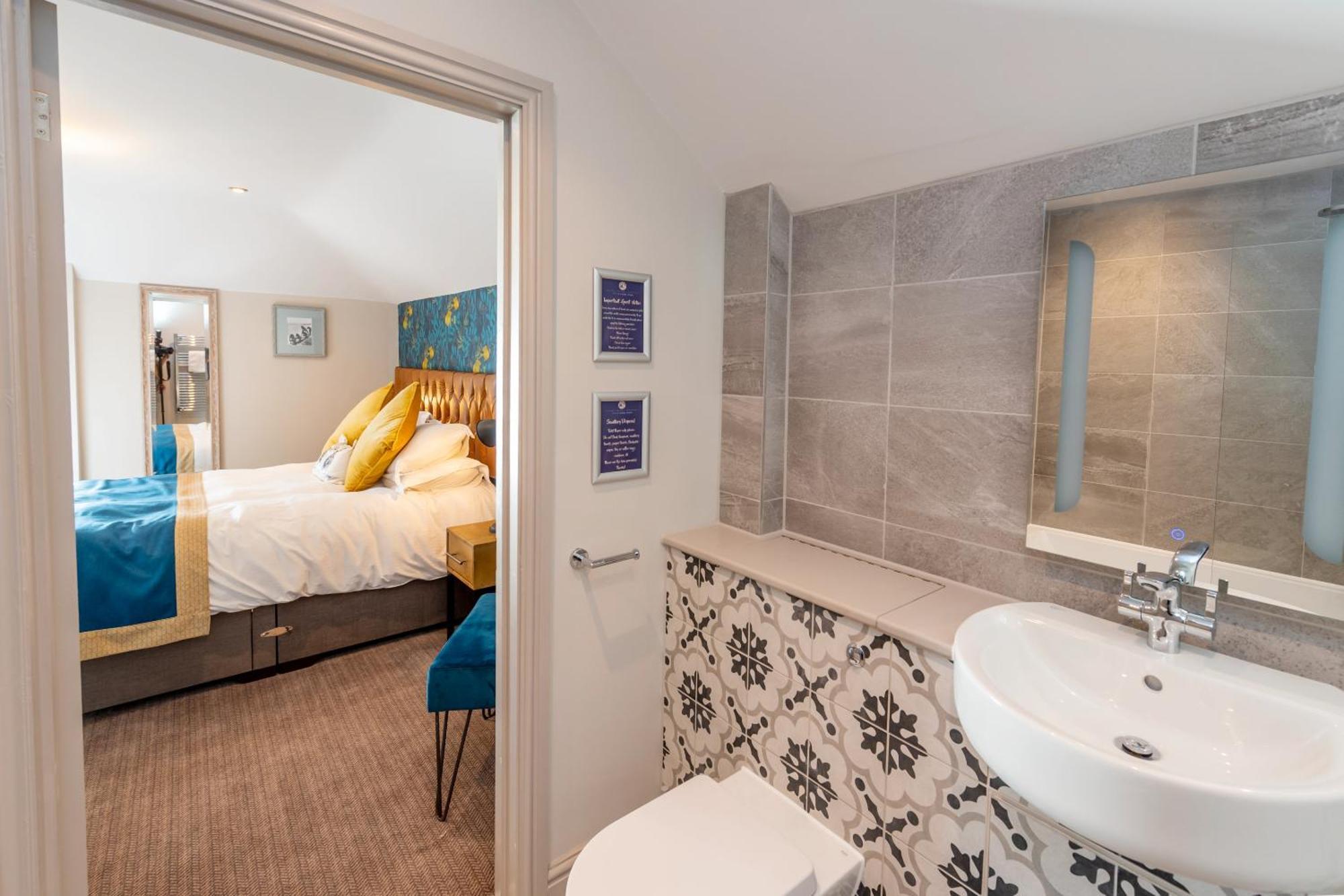 Inn On The Shore Downderry  Room photo